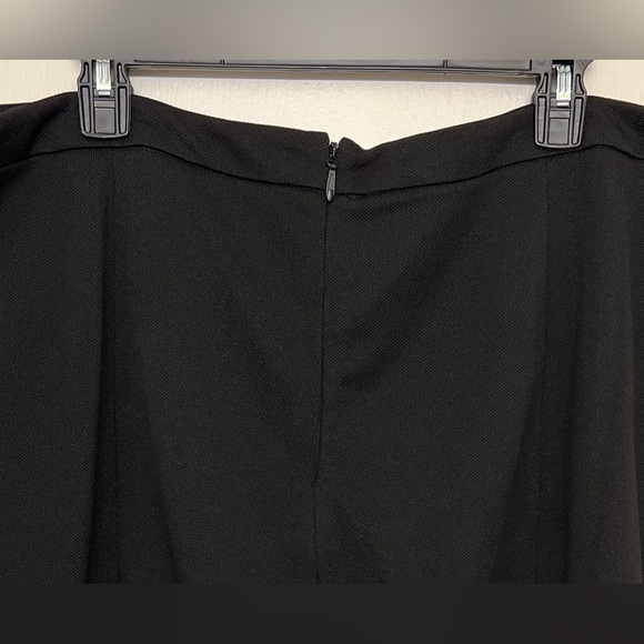 Beautiful City Chic Skirt - Picture 6 of 8